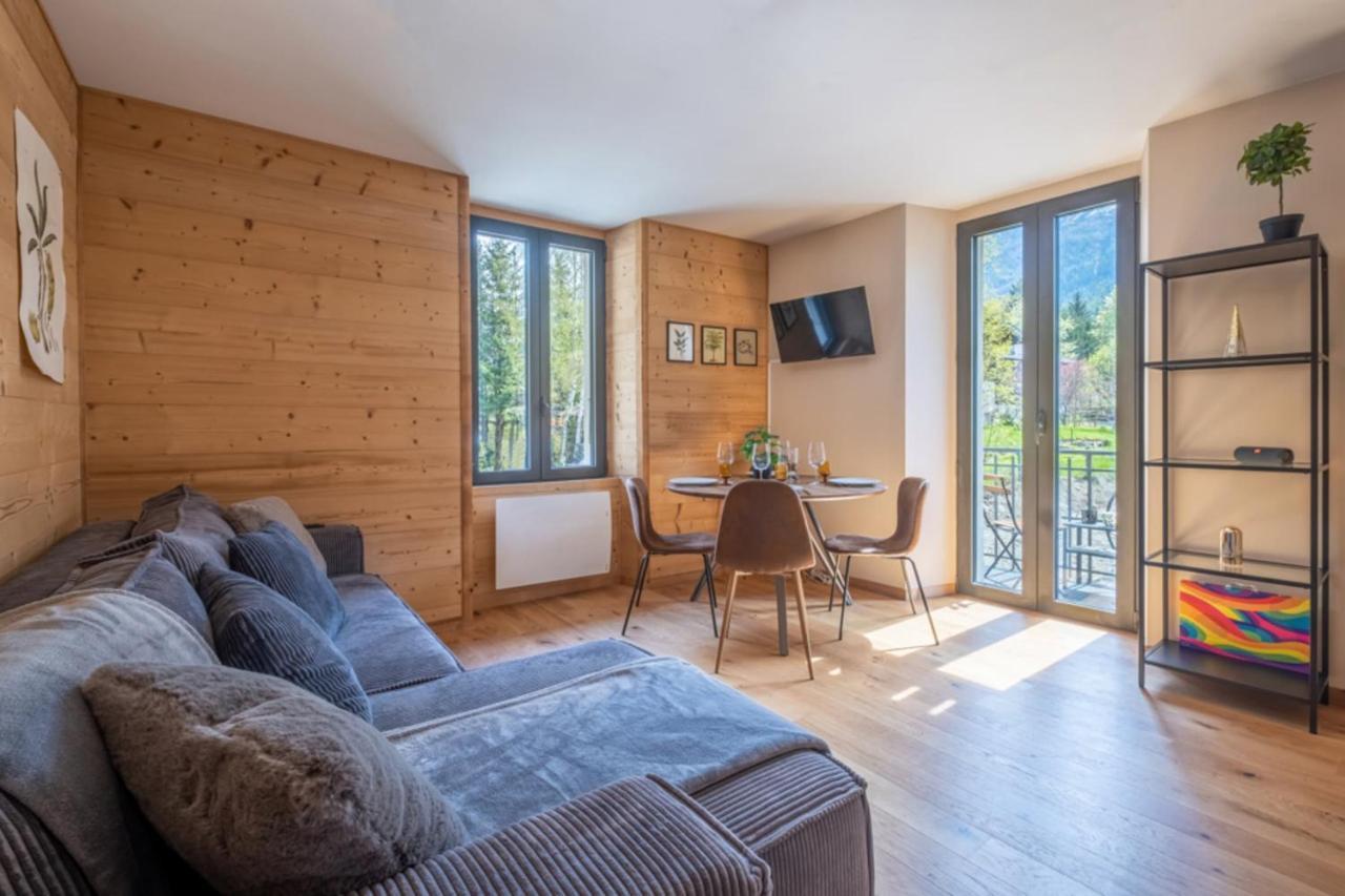 Newly Renovated Apartment With Mont Blanc View Chamonix Eksteriør bilde