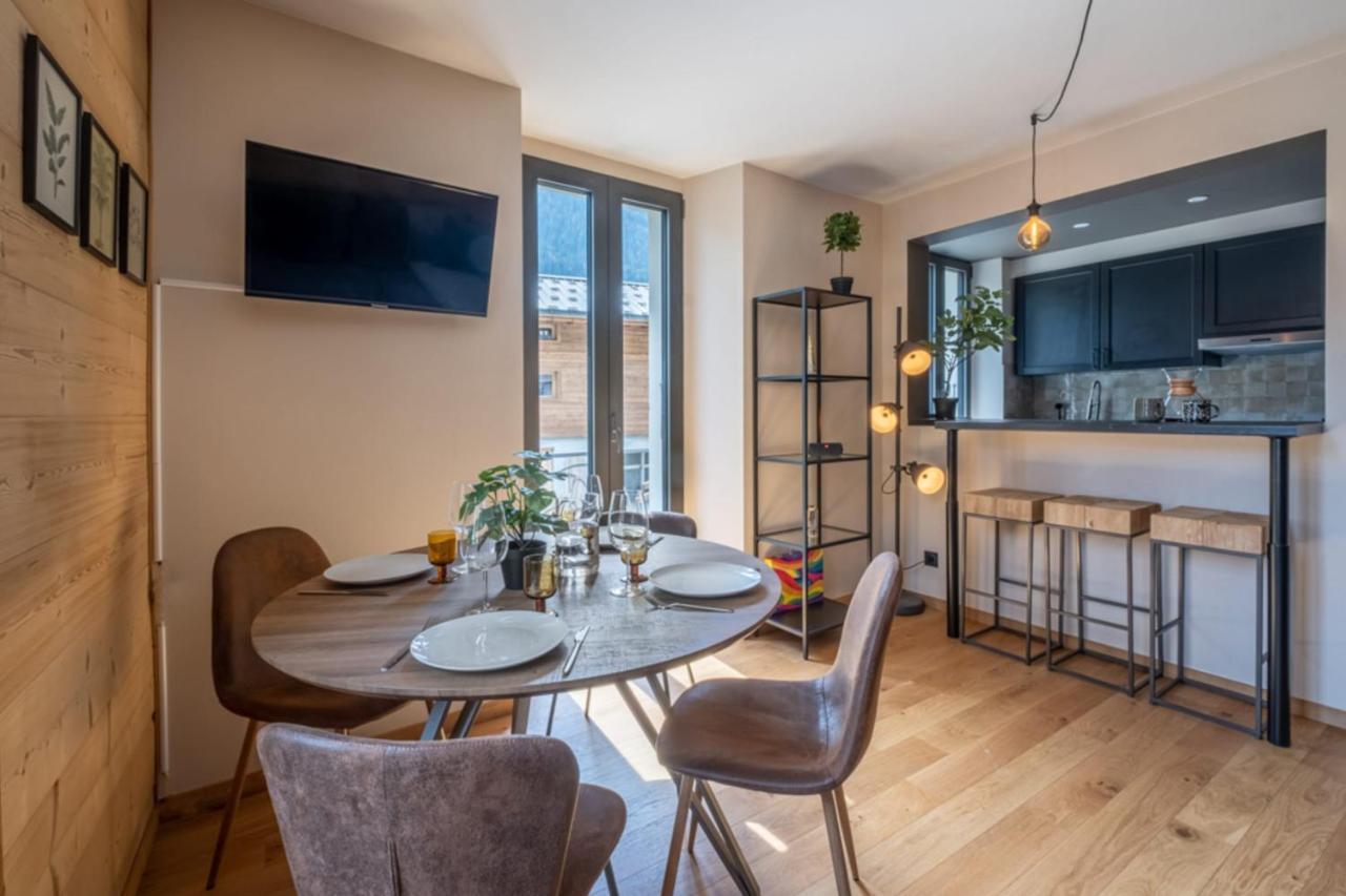 Newly Renovated Apartment With Mont Blanc View Chamonix Eksteriør bilde